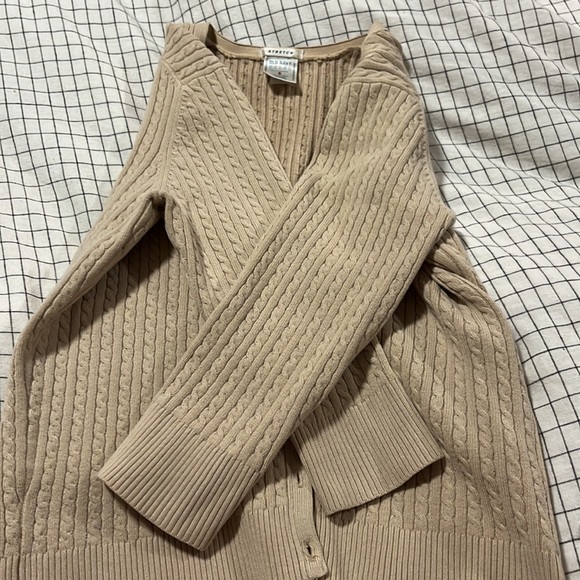 Cable Knit Cardigan - Picture 2 of 4